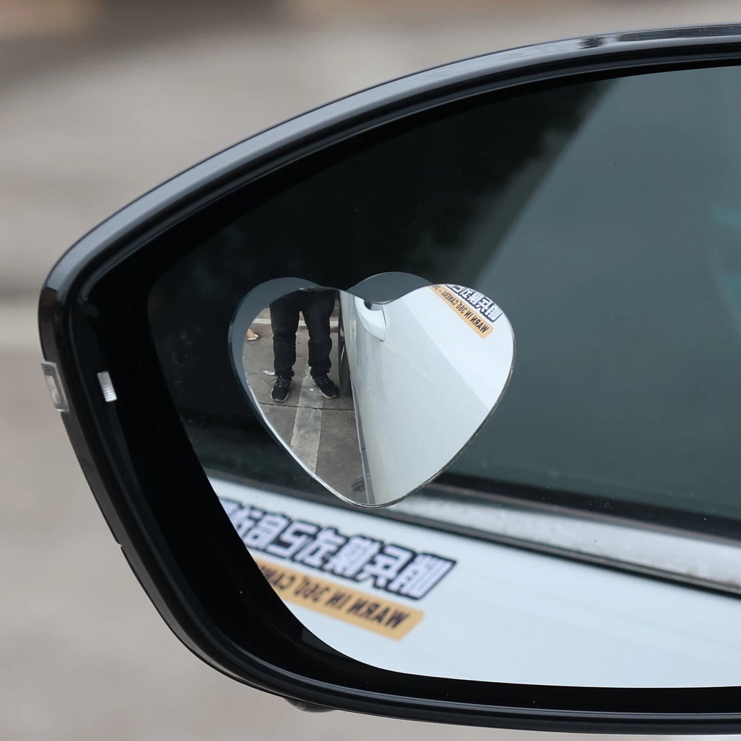 New Adjustable Heart Shaped Blind Spot Mirror