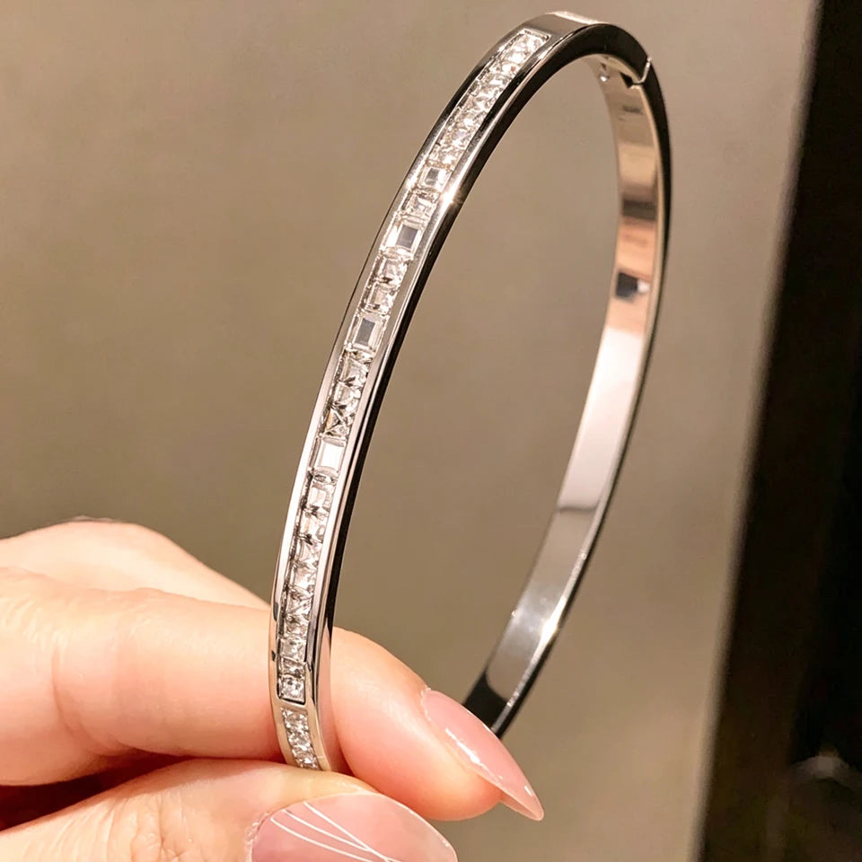 Heart Stainless Steel Bangle🖤